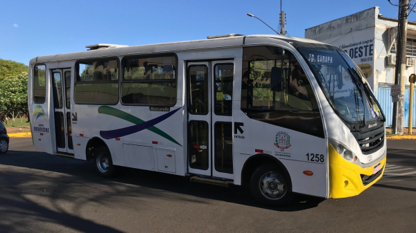 SigaMais  Onibus do transporte coletivo urbano em Adamantina (Arquivo/Siga Mais).
