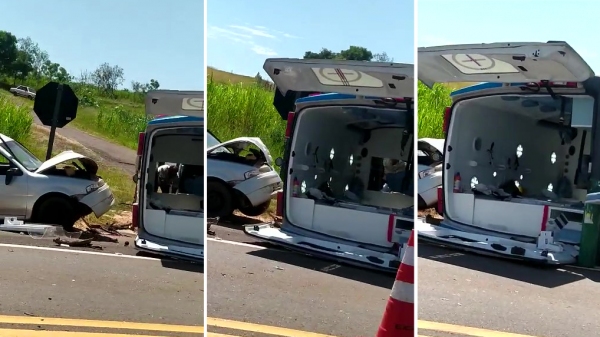 A ambulância e um dos veÃculos envolvidos no acidente (Imagens cedidas).