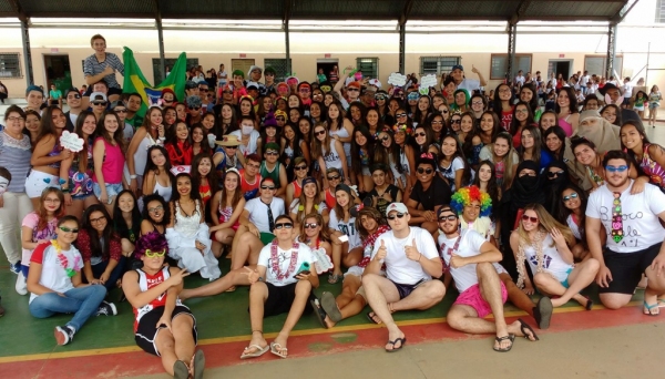 Arrecadação feita por alunos da Etec Amim Jundi foi destinada a entidades assistenciais de Osvaldo Cruz (Foto: Da Assessoria).