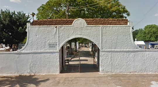 Polícia investiga o caso de violação de túmulo, no Cemitério da Saudade, em Tupã (Google).
