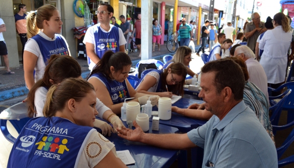 Atendimentos à comunidade, em diversas áreas, serão realizados neste sábado, no pátio da feira livre, em Adamantina (Foto: Arquivo/UniFAI).