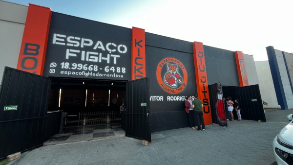 Espa?o Fight, agora na antiga boate do Adamantina Tenis Clube (Siga Mais).