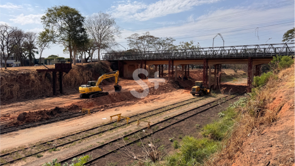 Retirada de bloco de terra ampliou visibilidade no local (Siga Mais).