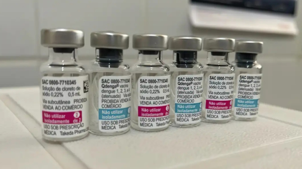 Quantitativo inicial em 2024 ir? possibilitar vacina??o de at? 3 milh?es de pessoas, j? que o esquema vacinal prev? duas doses. (Foto: Rog?rio Vidmantas/Prefeitura de Dourados/MS)