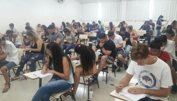 A soma das edições do Vestibular 2018 registrou mais de mil inscritos (Foto: Priscila Caldeira).