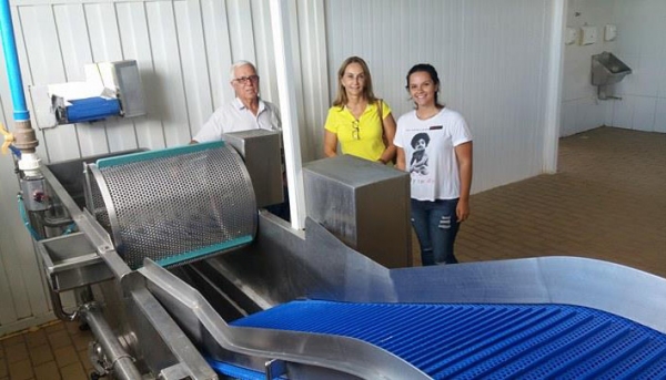 Vice-prefeita Ana Micheloni vistoria banco de alimentos e Apprar, no bairro Tucuruvi (Foto: Assessoria de Imprensa).