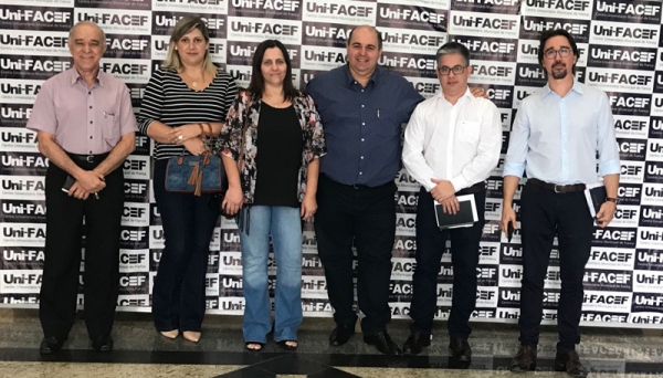 Comitiva da UniFAI visita Uni-FACEF para conhecer laboratórios de Medicina e sistema de emissão de diplomas (Foto: Da Assessoria).