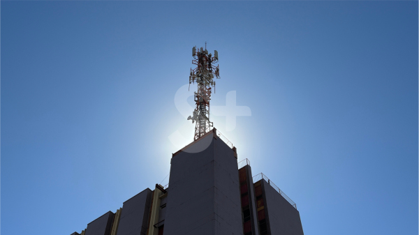 Uma das atuais torres de telefonia m?vel em Adamantina (Siga Mais).