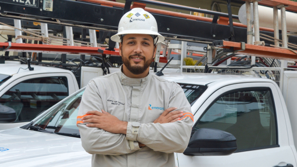Eletricista Wallyson Tiego dos Santos, colaborador da Energisa Sul-Sudeste (Da Assessoria).