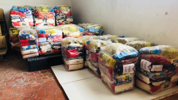 Doação feita pelo Supermercado Sete reforça estoque de alimentos na Santa Casa de Adamantina (Divulgação/Santa Casa).