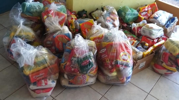 Alimentos arrecadados permitirão confeccionar kits de alimentação para serem entregues a moradores em situação de vulnerabilidade social (Cedida).