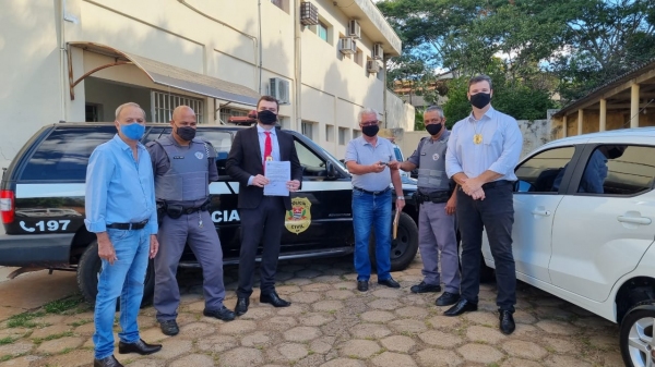 VeÃculo apreendido em operação contra o tráfico de drogas agora fica sob uso da APAE de Adamantina (Cedida).