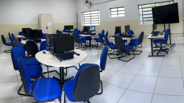 Laboratório de tecnologia na Fatec Adamantina (Divulgação/Fatec).
