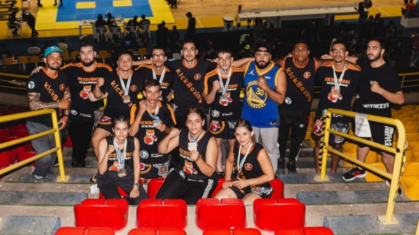 Atletas de Adamantina que competiram no último de semana em São José dos Campos (Divulgação).