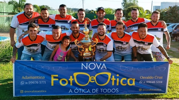 Hookanh Valem FC/Marquezim Veículos/Nova Foto e Ótica venceu competição (Fotos: Cedidas).