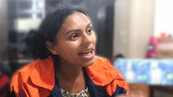 A catadora de recicláveis Dara Geovanna dos Santos Moreira, que perdeu a filha no atropelamento e ainda vivenciou imagens da criança morta em grupos de mensagens (Foto: Diego Fernandes | Folha Regional Pacaembu).