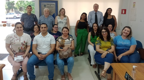 Reunião de retomada do CONSEG de Mariápolis. Encontro foi realizado no plenário da Câmara Municipal (Cedida).