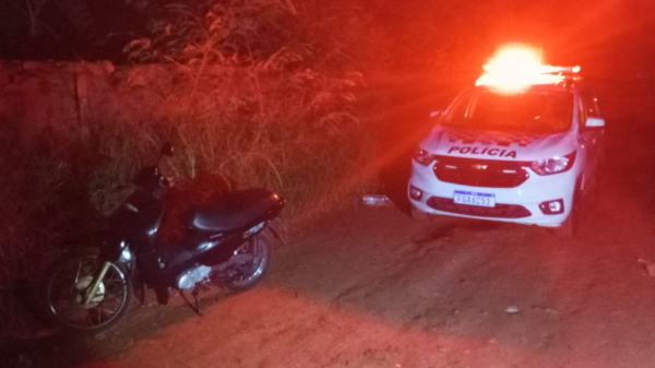 Moto foi recuperada em Aracatuba na noite desta segunda-feira (Cedida/PM).