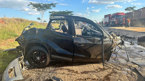 Condutor do Audi, de 32 anos, morador em Dracena, morreu no acidente (Cedida/PM Rodoviaria).