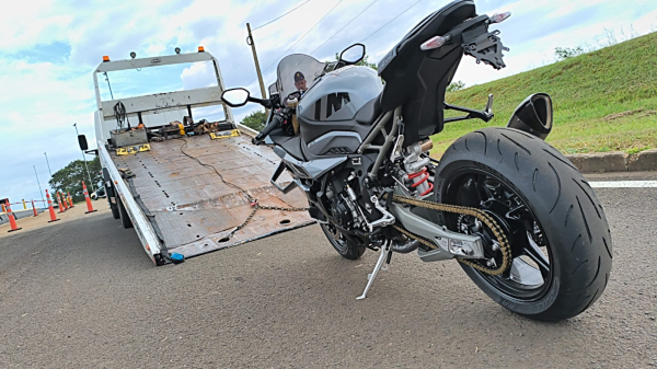 Moto foi removida ao patio (Cedida/PM Rodoviaria).