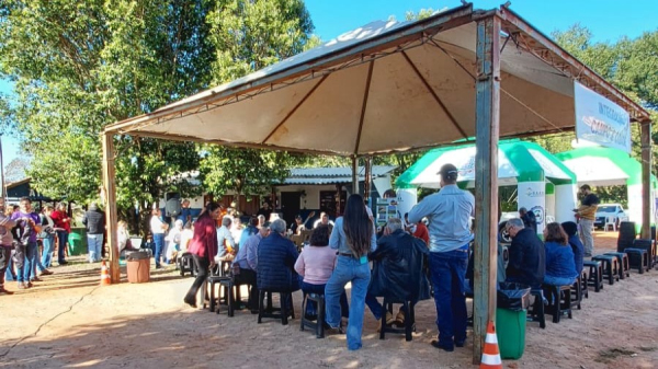 Encontro realizado no bairro Aidelandia (Cedida/PMA).