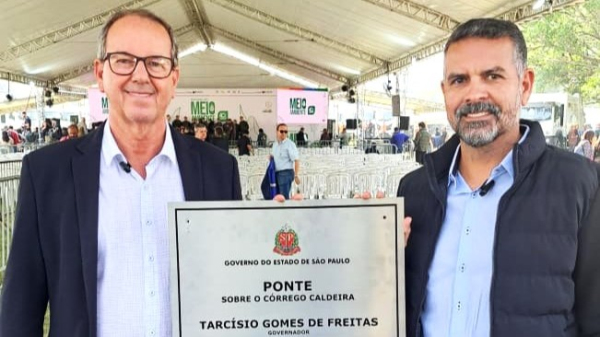 Prefeito Tiveron e secretario municipal de planejamento, Wilson Alcantara (Cedida/PMA).
