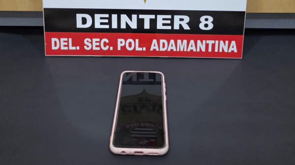 Celular foi recuperado e devolvido para a vitima (Cedida/Policia Civil).