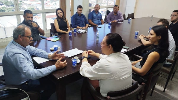Prefeito de Adamantina, prefeita de Lucelia e suas assessorias (Cedida/PMA).
