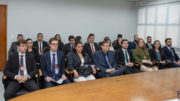 Novos delegados da Policia Civil integrados ao efetivo do Deinter-8 (Cedida).