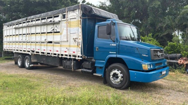 Caminhao foi levado por criminosos (Cedida).