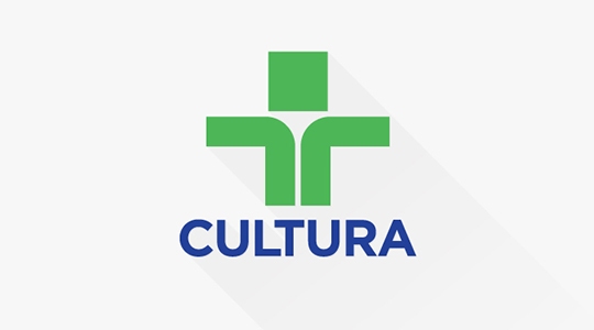 Sinal digital da TV Cultura está disponível em Adamanina pelo canal 4.1. Canais UnivespTV e Multicultura também podem ser sintonizados na cidade (Ilustração).